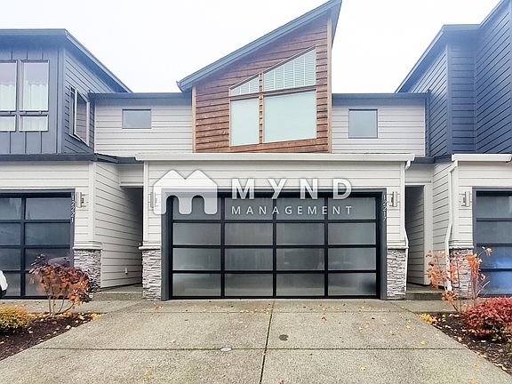 2nd image of 12217 NE 116th Way