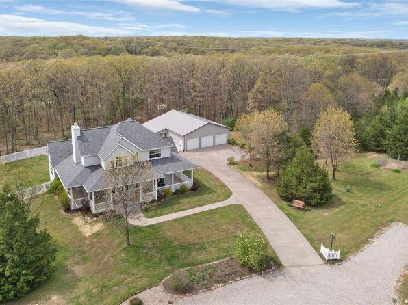 209 Judianna Dr, Wright City, MO 63390