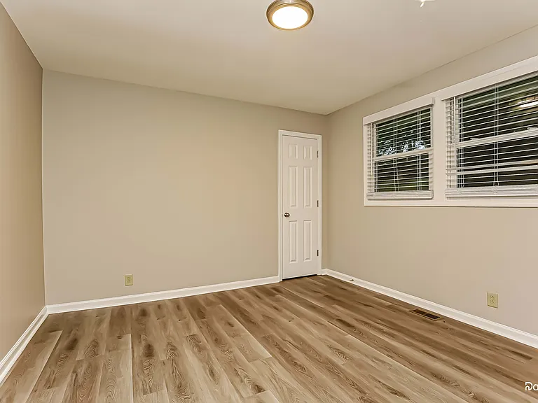 606 Waxhaw Dr — Photo 12