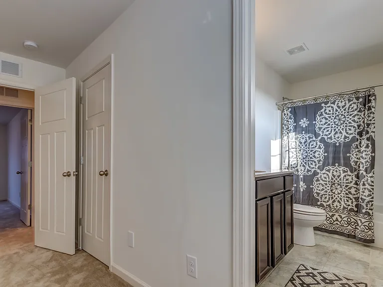 The Townhomes at Glasford Square — Photo 31