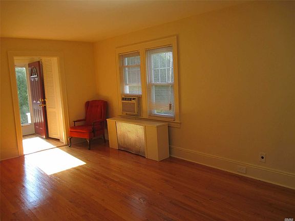 4th image of 12-16 Twenty La Placa Ct