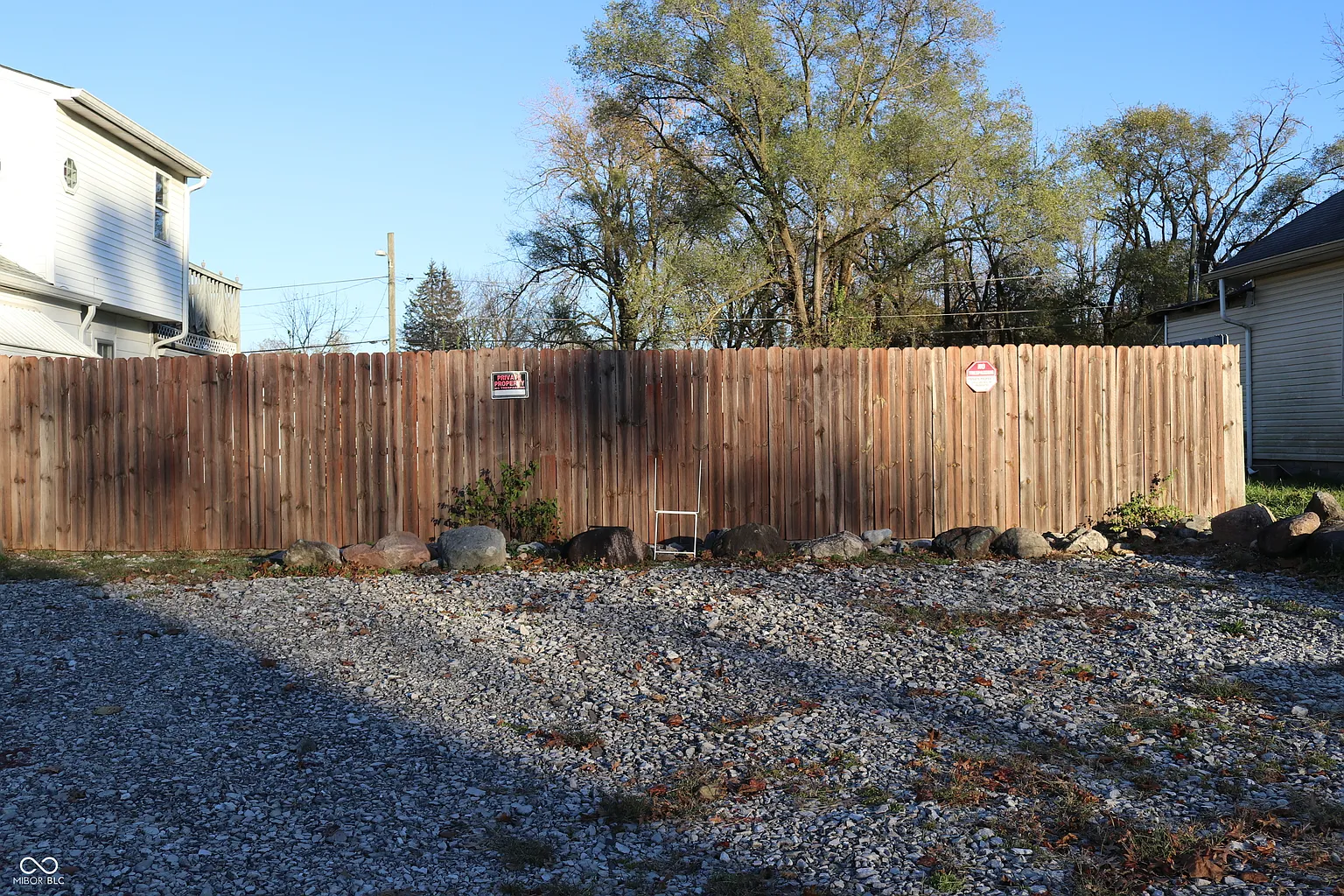 1827 Calvin St photo 1
