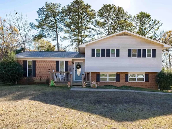 5 Oakdale Dr, Montevallo, AL 35115