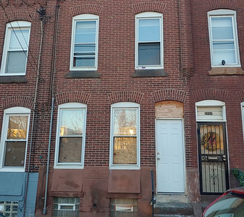 1st image of 2050 E Ann St