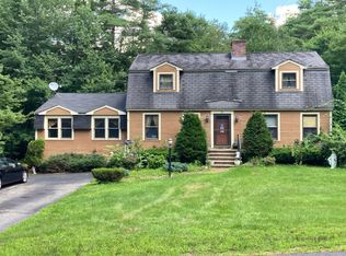 4 Ashford Rd, Hampstead, NH 03841