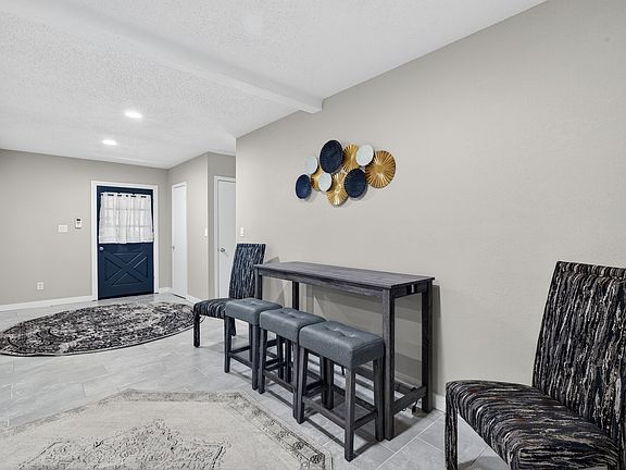 2nd image of 1941 Brown Rd