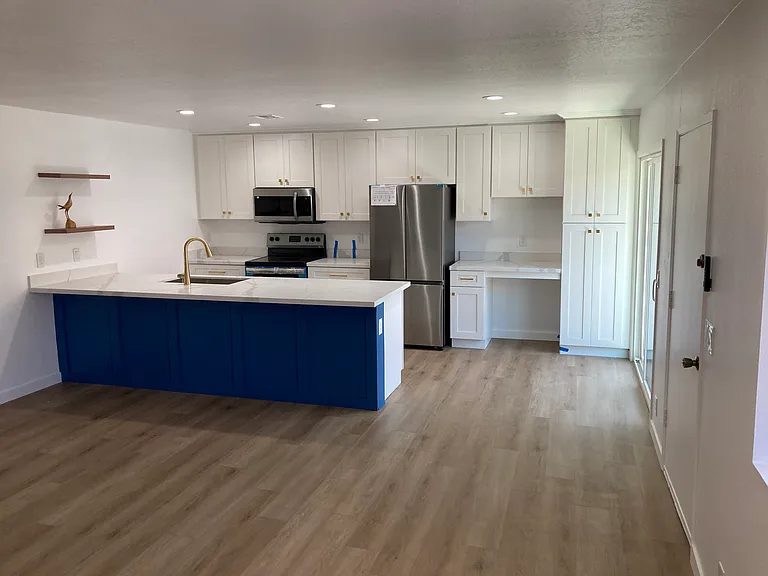1035 N 84th Pl — Photo 6