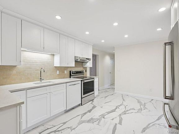 5th image of 335 5th St