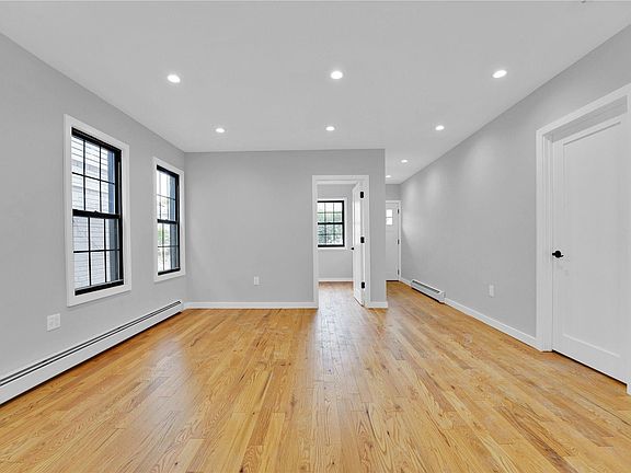 2nd image of 1433 E 98th St APT 1