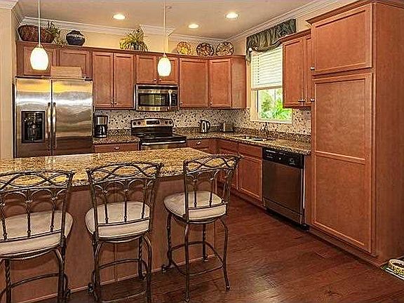 4th image of 2916 Cascada Isle Way