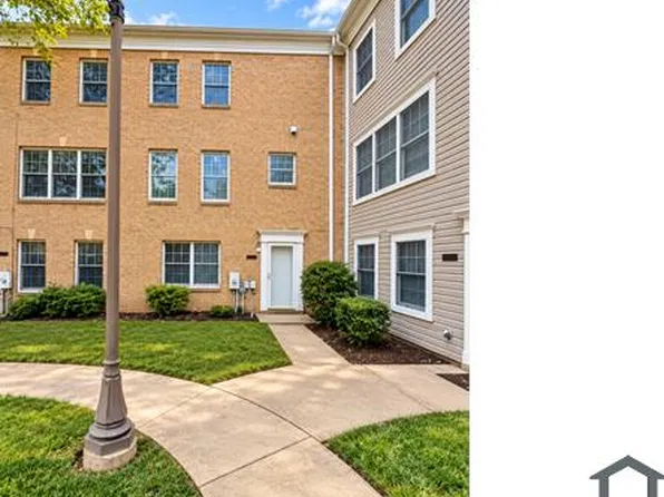 806 Hr Dr SE, Washington, DC 20032
