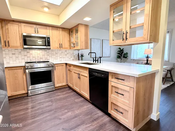 5634 N 12TH Street, Phoenix, AZ 85014