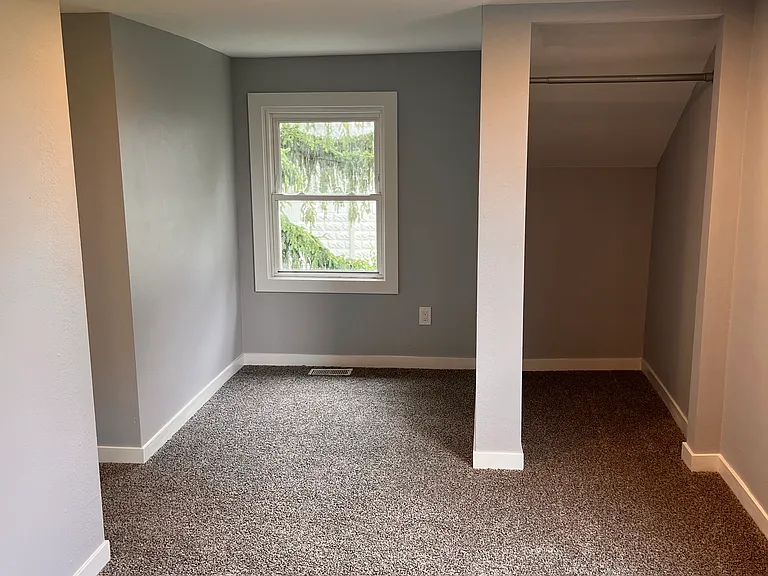 10936 Toledo St — Photo 15