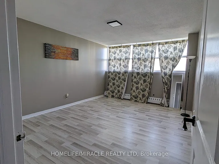 215 Glenridge Ave #907 — Photo 9