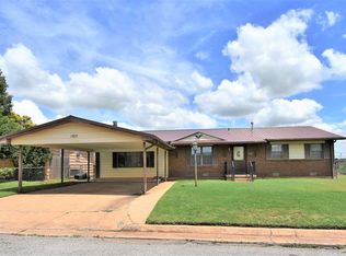 1205 4th Pl, Elgin, OK 73538