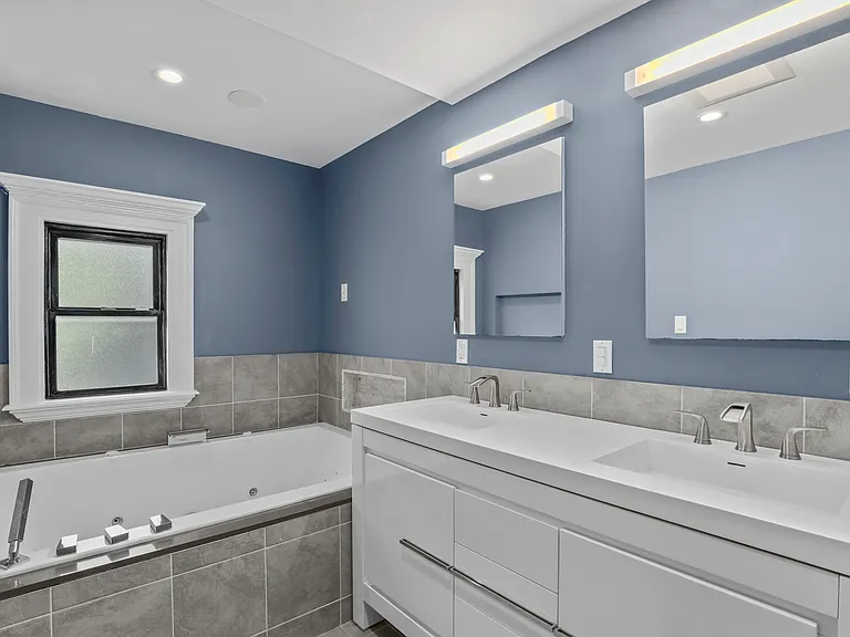 753 Warburton Ave — Photo 15