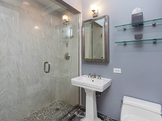 Rented by Sotheby's International Realty | media 18