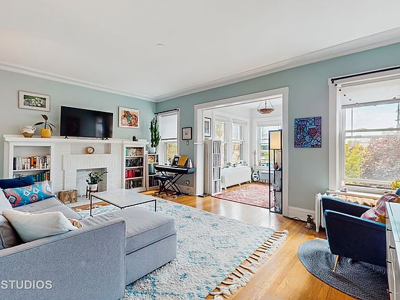 4th image of 1236 W Columbia Ave #3E