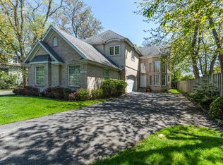 1833 Monroe Ave #A, Glenview, IL 60025