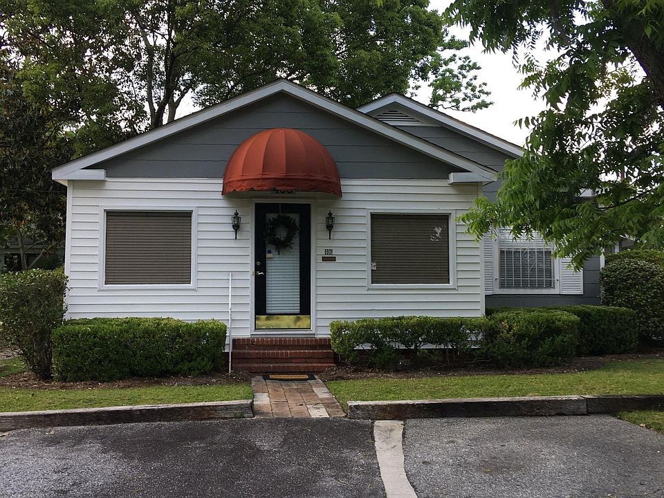Front parking off Cranford Avenue, your new home!