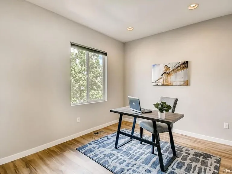3357 Cranston Cir — Photo 9