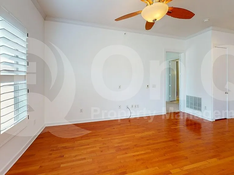 2950 McKinney Ave #424 — Photo 4