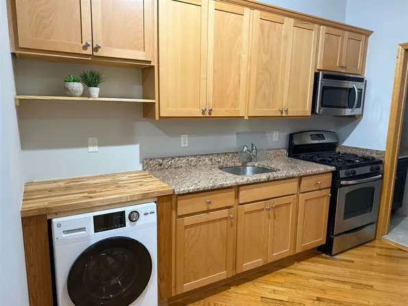 402 Grand St Unit 401, Hoboken, NJ 07030