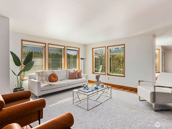 5th image of 2370 McHugh Avenue