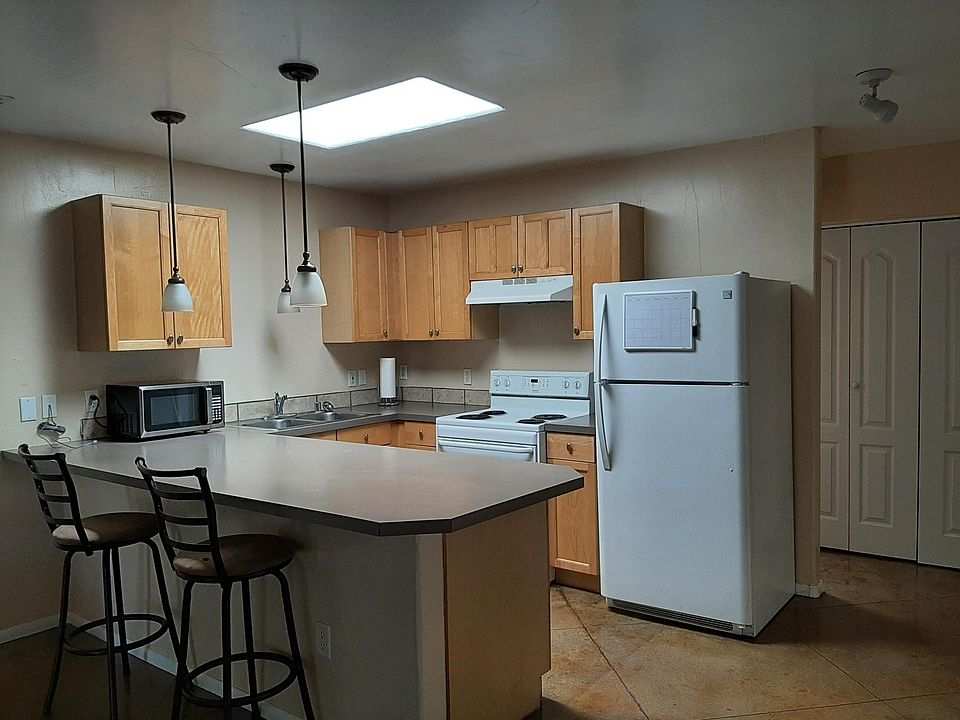 Two bedroom kitchen
