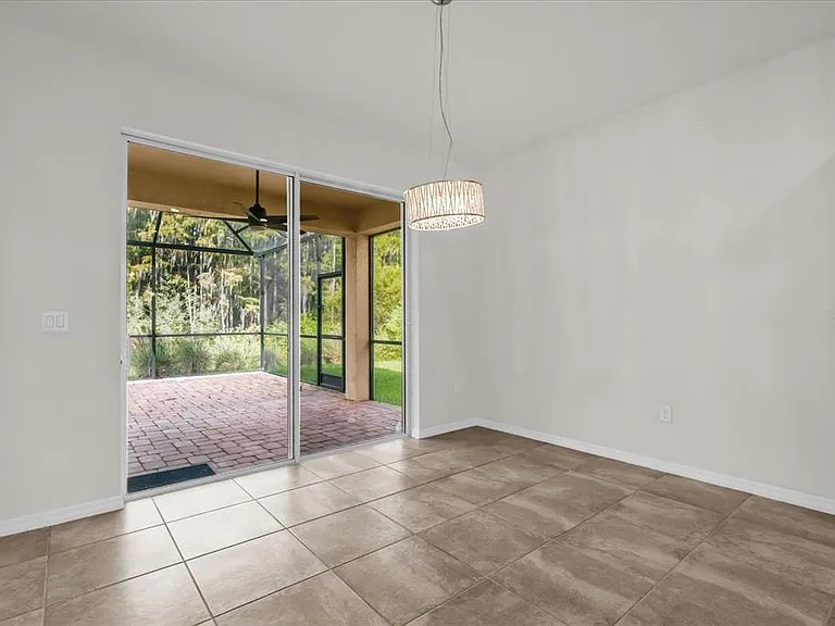2444 Varenna Loop — Photo 9