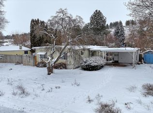 706 Spokane St, Lamont, WA 99017