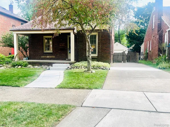 15553 Harrison Ave, Allen Park, MI 48101