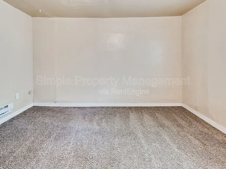 2117 SE 12th St — Photo 10