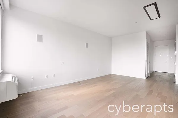 Rented by Cyberapts Management | media 15