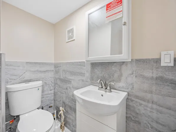 21 Thames Street image 9 of 16