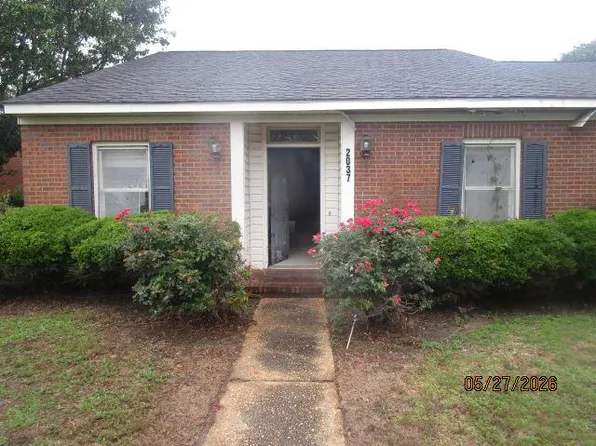 2037 Stuart Ave, Albany, GA 31707