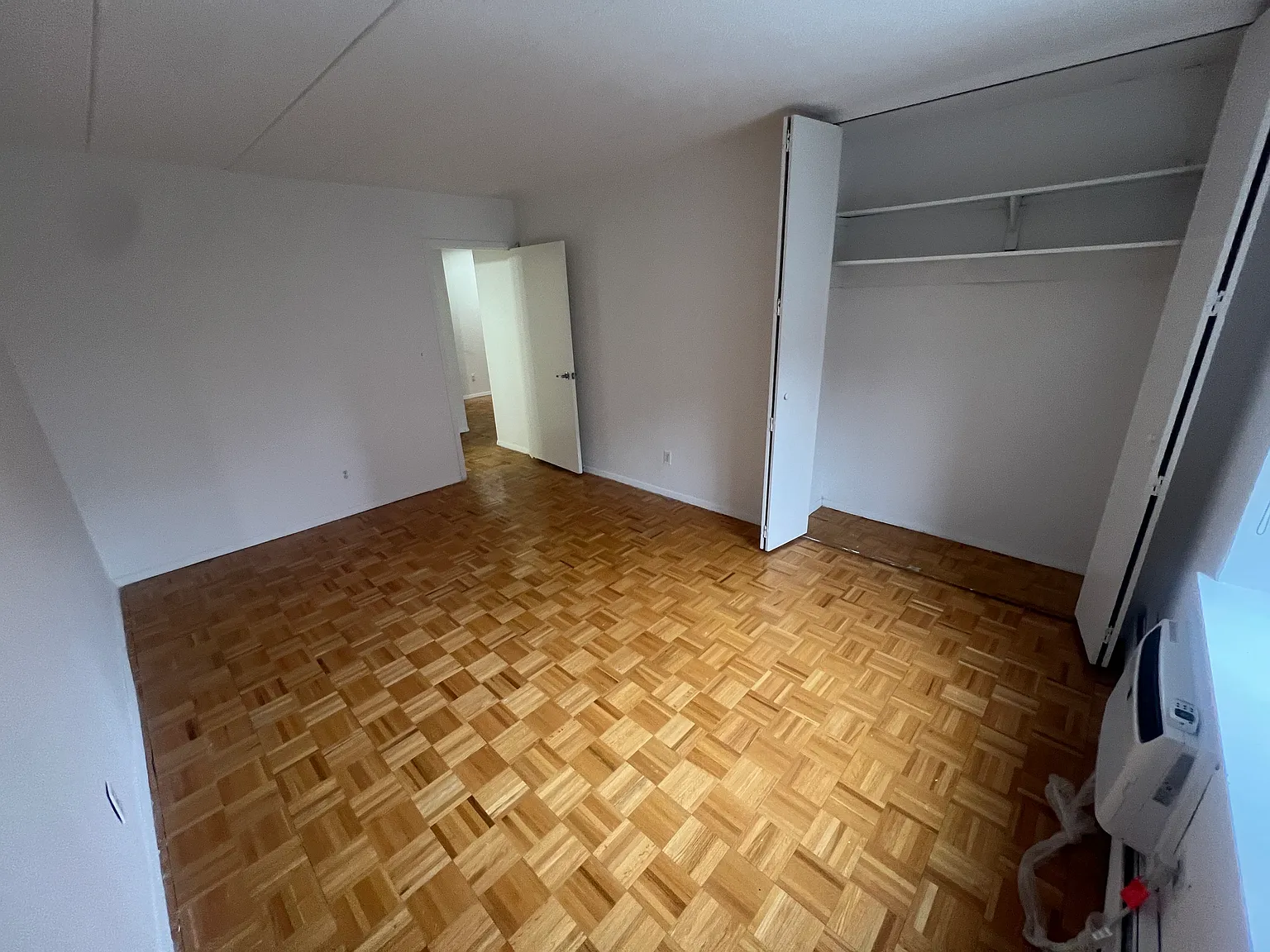 2 bed, 925 sqft, $2,395 — Photo 4