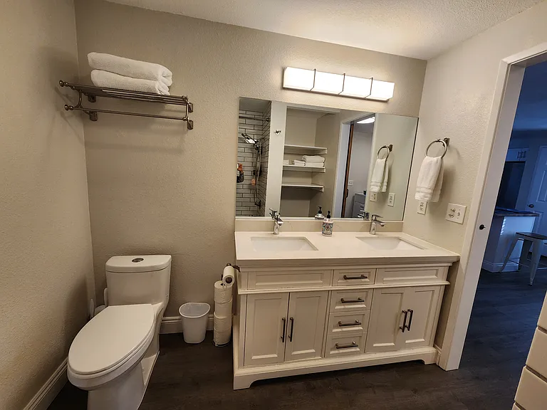 725 Rocky Road Dr — Photo 36
