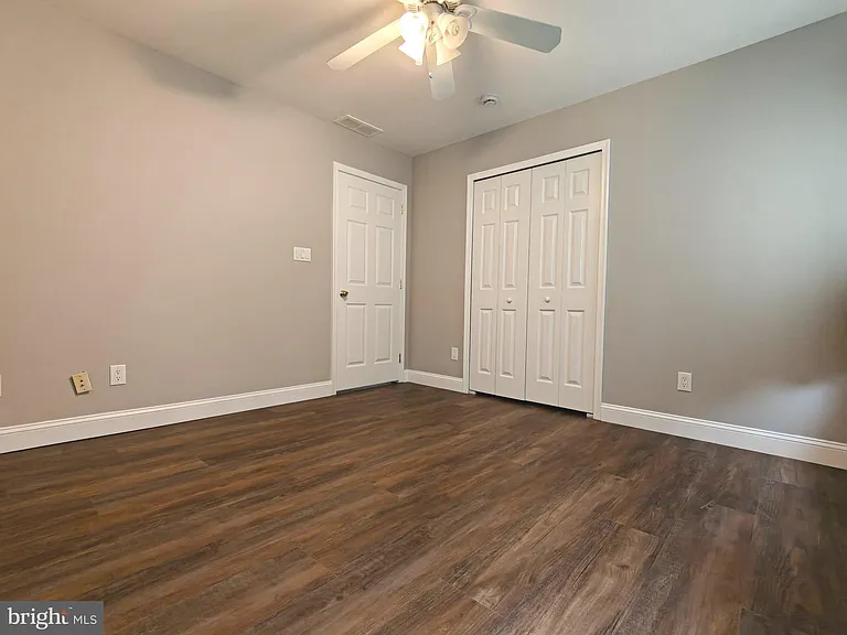 104 Coventry Way — Photo 17