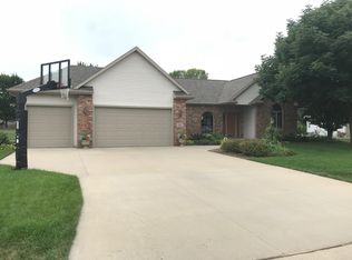 W6037 Blazing Star Dr, Appleton, WI 54915