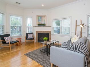 560 E 8th St #1, South Boston, MA 02127