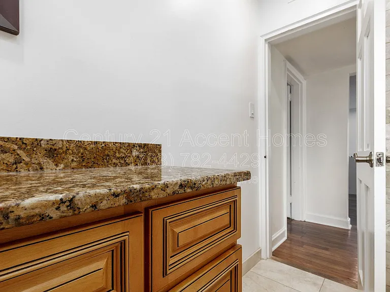 1303 S Walter Reed Dr #201 — Photo 19
