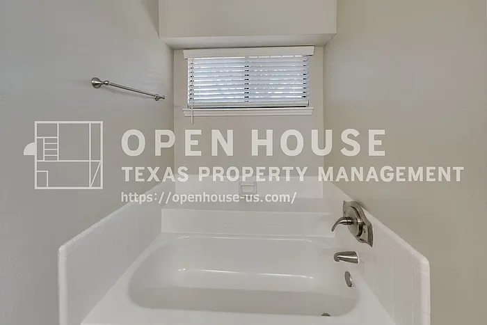 2845 London Ln — Photo 12