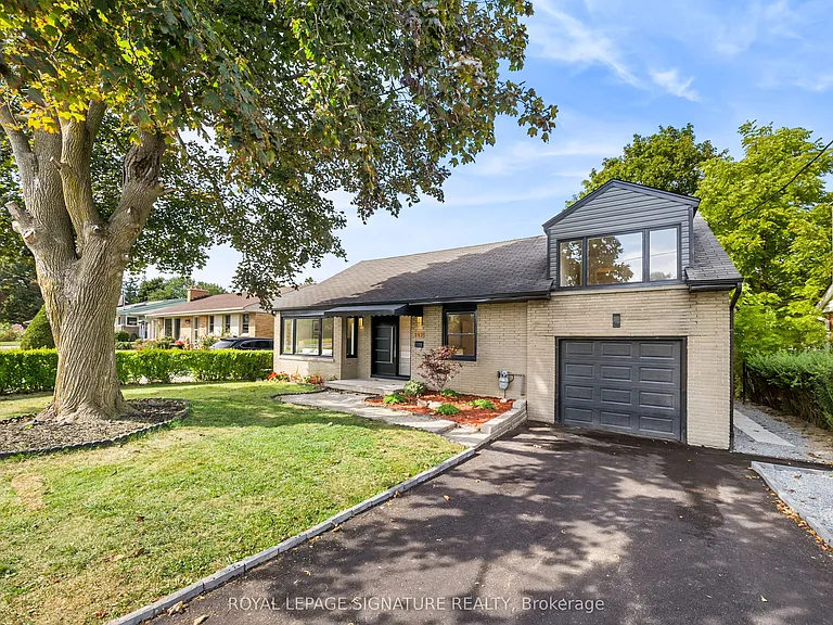 247 Kathryn Cres #LOWER — Photo 11