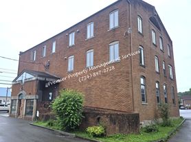 518 W Cunningham Street (Butler)
