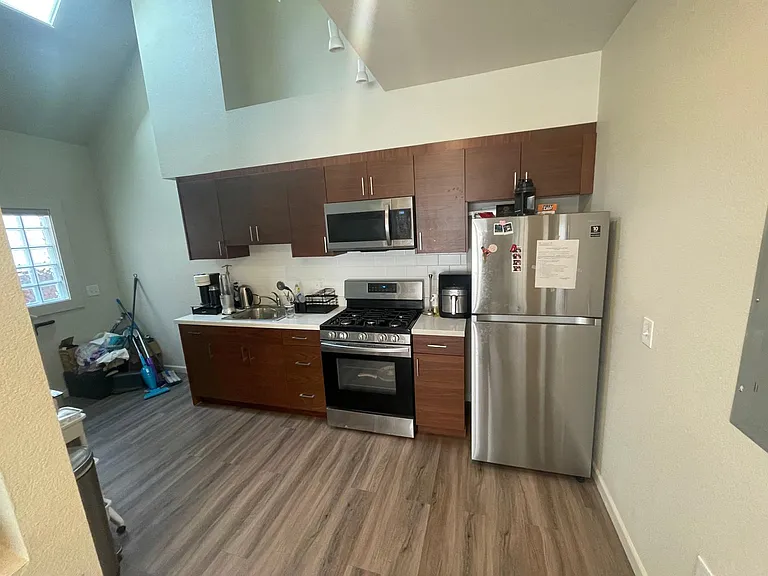 2811-2815 Channing Way #B — Photo 14