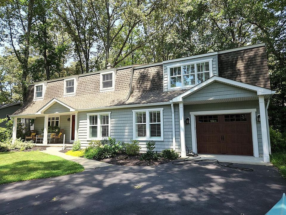 1st image of 136 Berrywood Dr