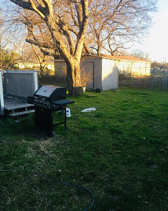 2nd image of 1814 Gallagher St