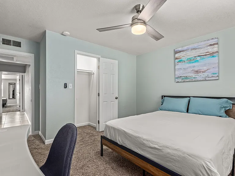 2031 E Orange St — Photo 15