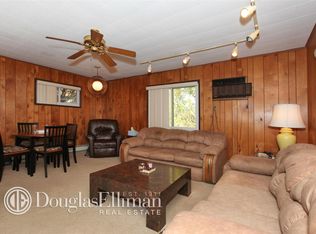 58 Stevenson Rd, Hewlett, NY 11557